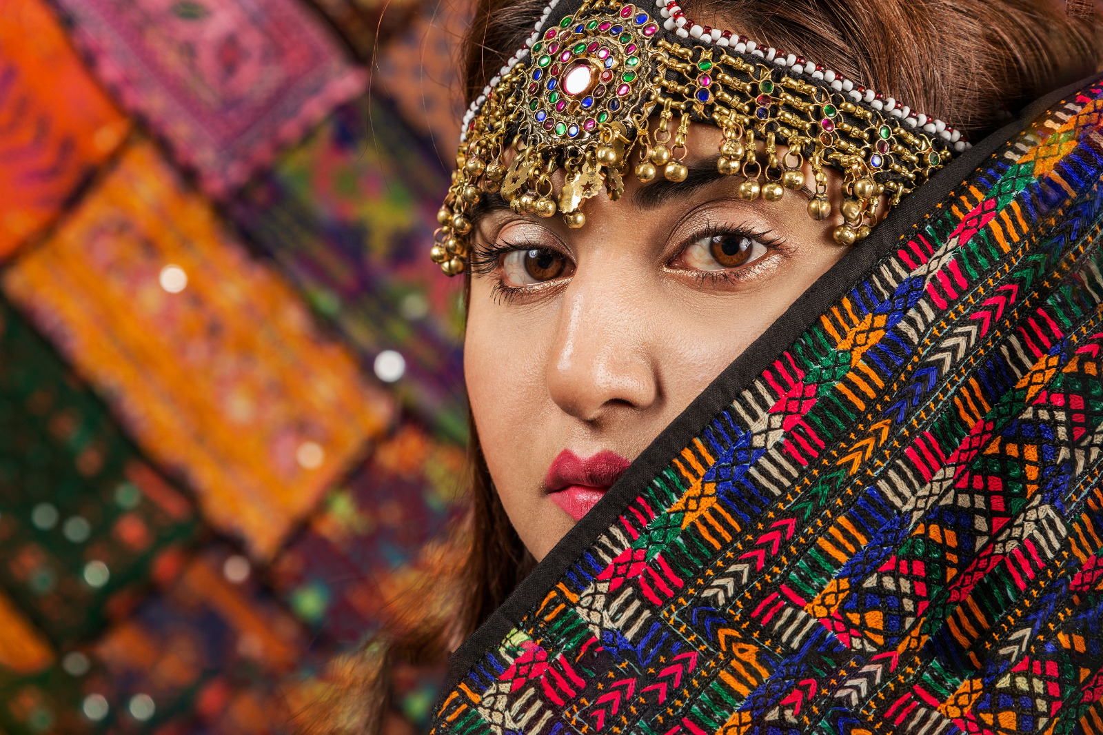 Thinking of Buying Traditional Outfits? Here is what to Consider.
