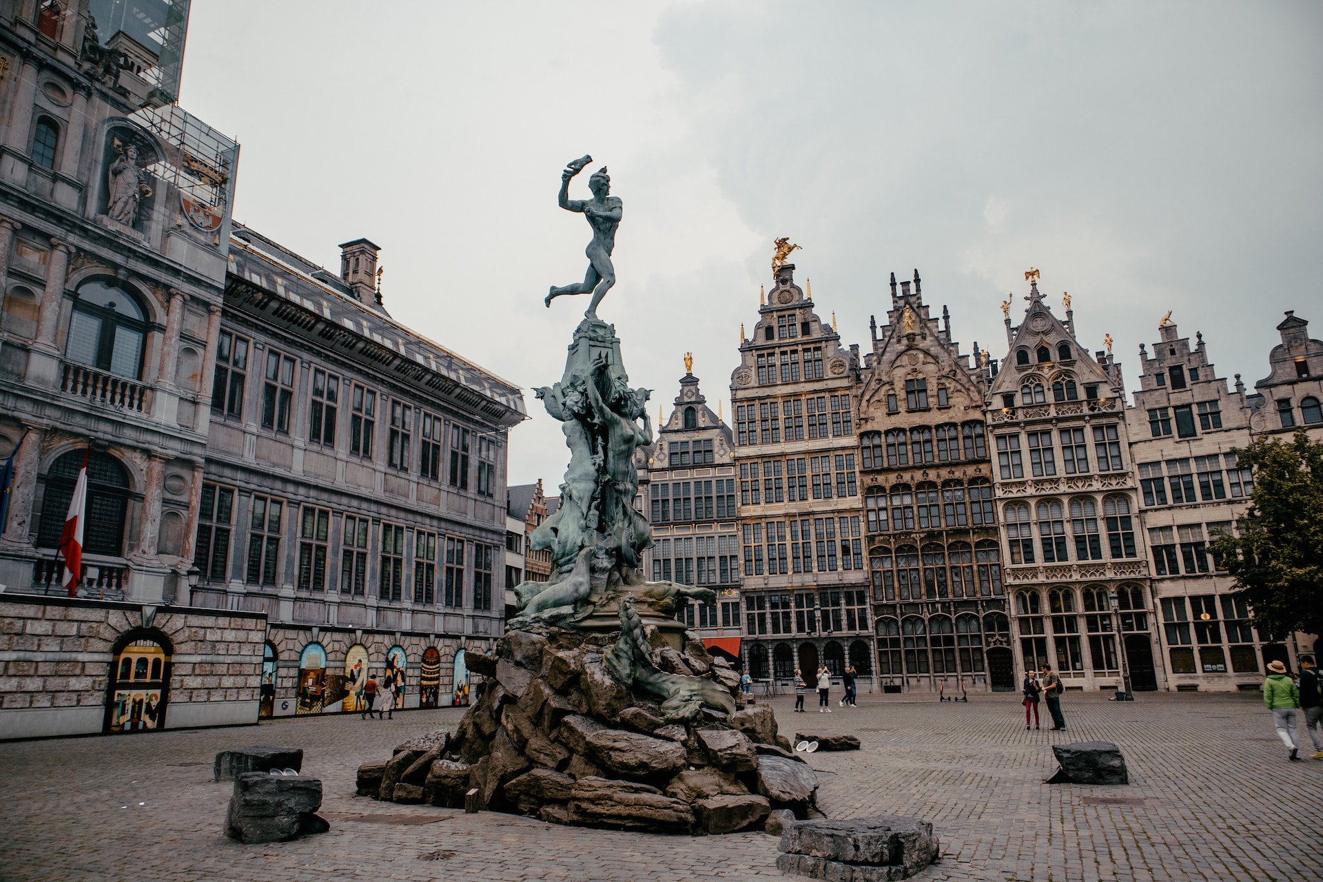 Antwerpen on a Budget: A Guide to Visiting Antwerp Belgium Without Overspending