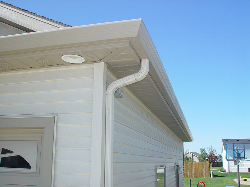 Seamless Gutters: Rain proofing Your Home