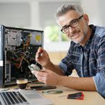 Key Factors To Consider Before Choosing A Computer Repair Technician