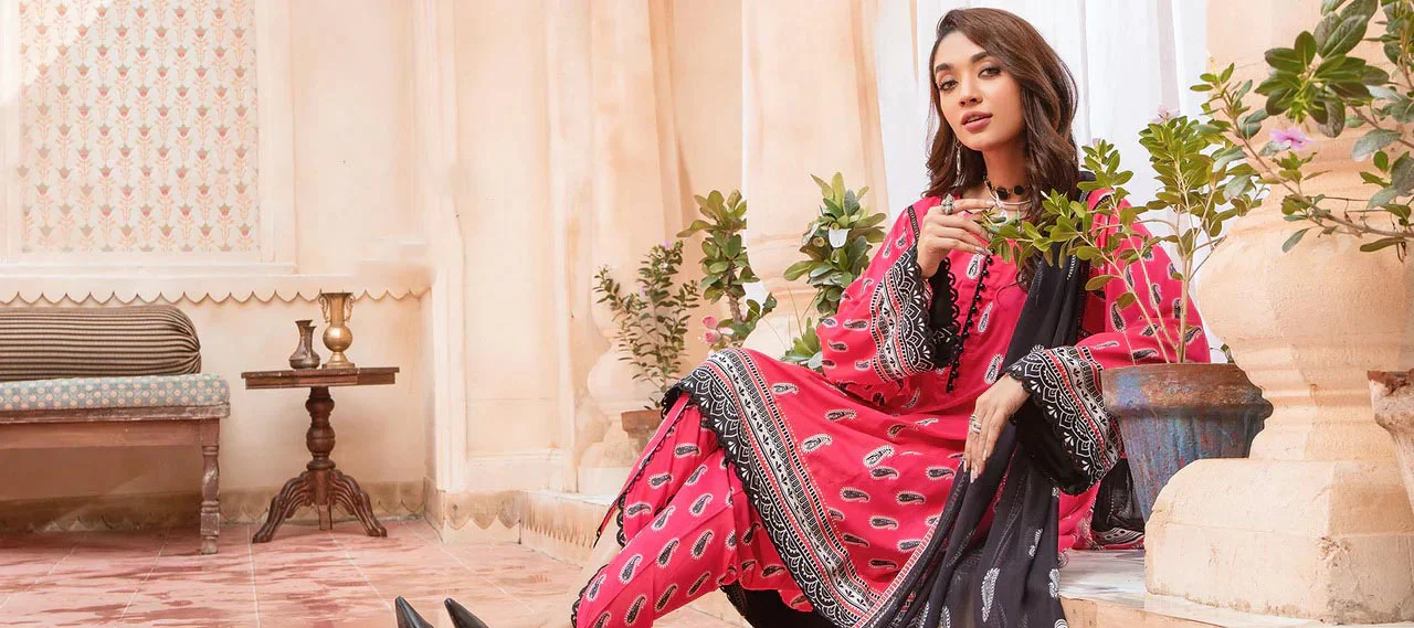Why Pakistani Suits Are a Must-Have for Your Ethnic Collection