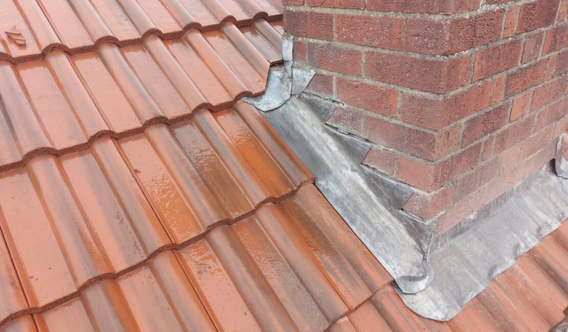 Roofer in Oxford