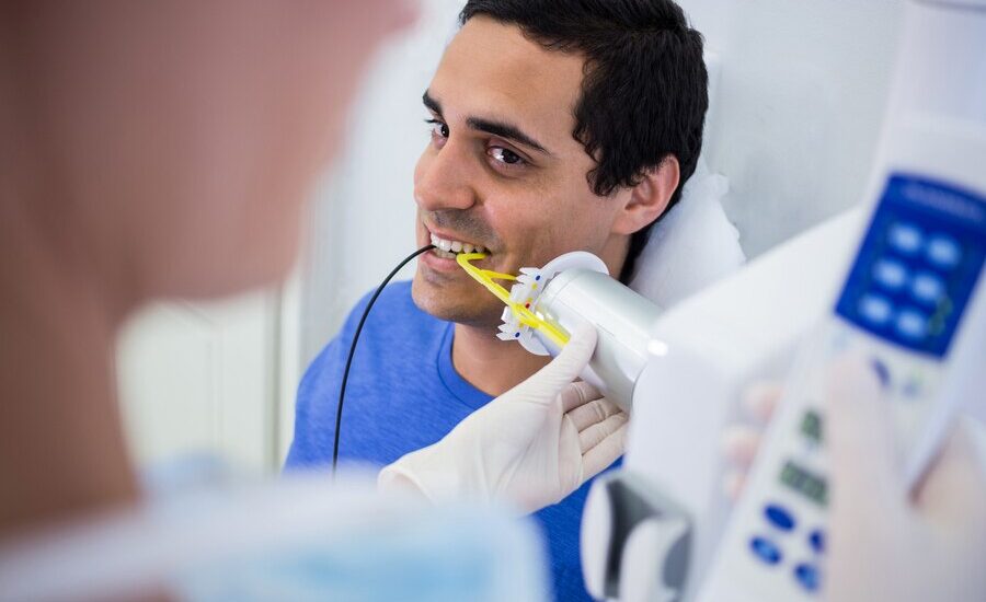 Artificial Teeth Cleaning