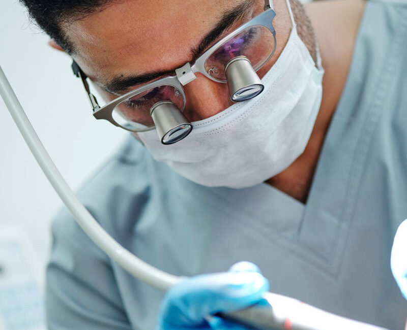 teeth whitening dentist