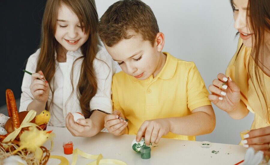 Why Montessori Schools Are Ideal for Early Development