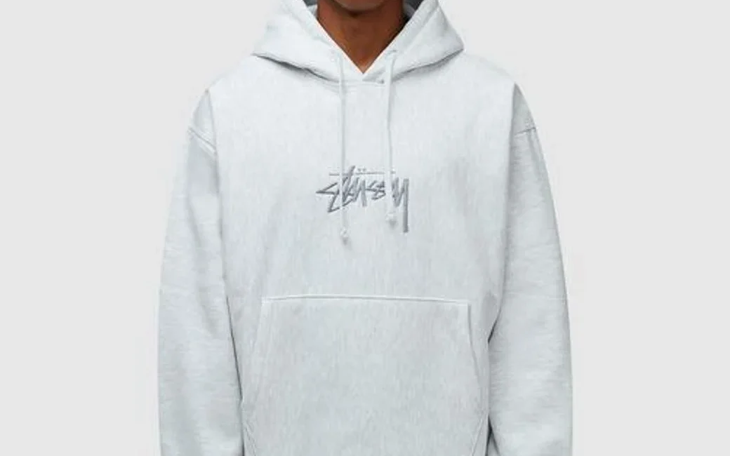 stussy-ASH-HEATHER-Stock-Logo-Applique-Hoodie.webp