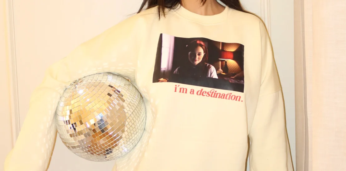 white printed sweatshirt