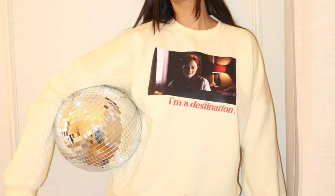 white printed sweatshirt
