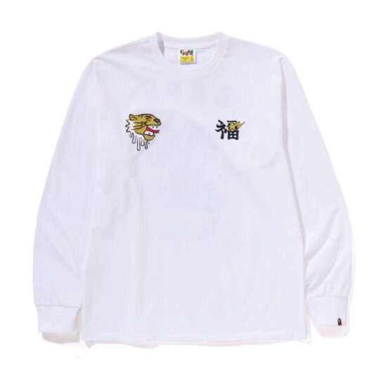 bape-souvenir-graphic-l-s-tee