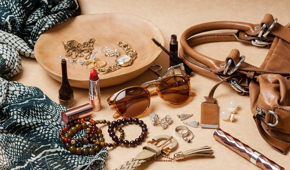 Fashion accessories for women