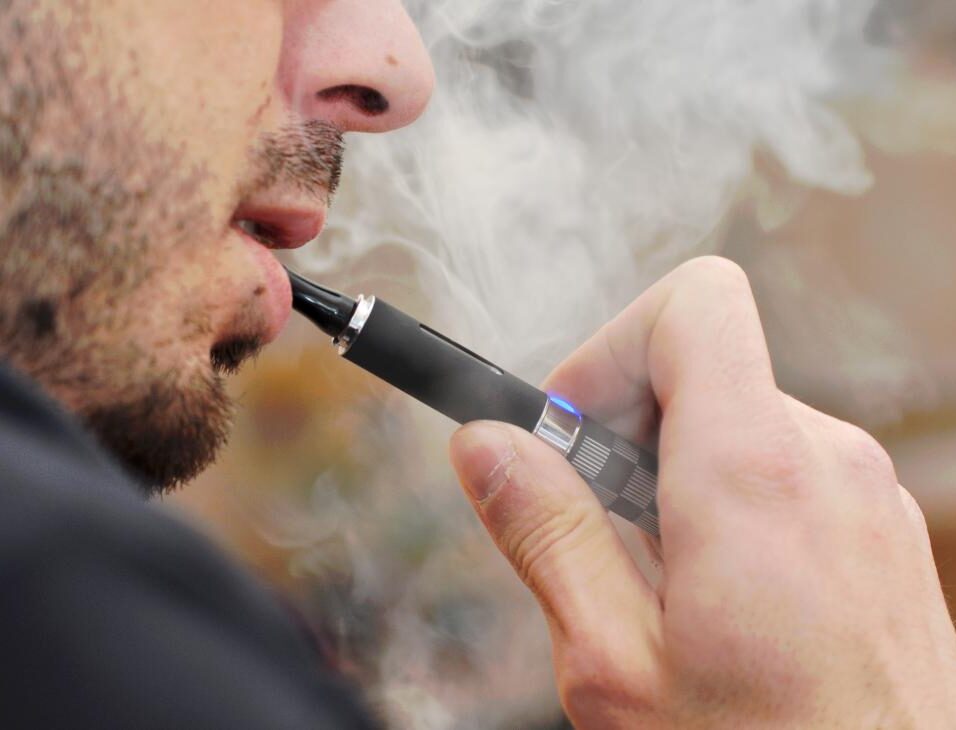 electronic cigarette