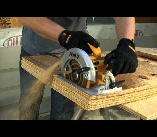 Best Saw for Cutting Wood