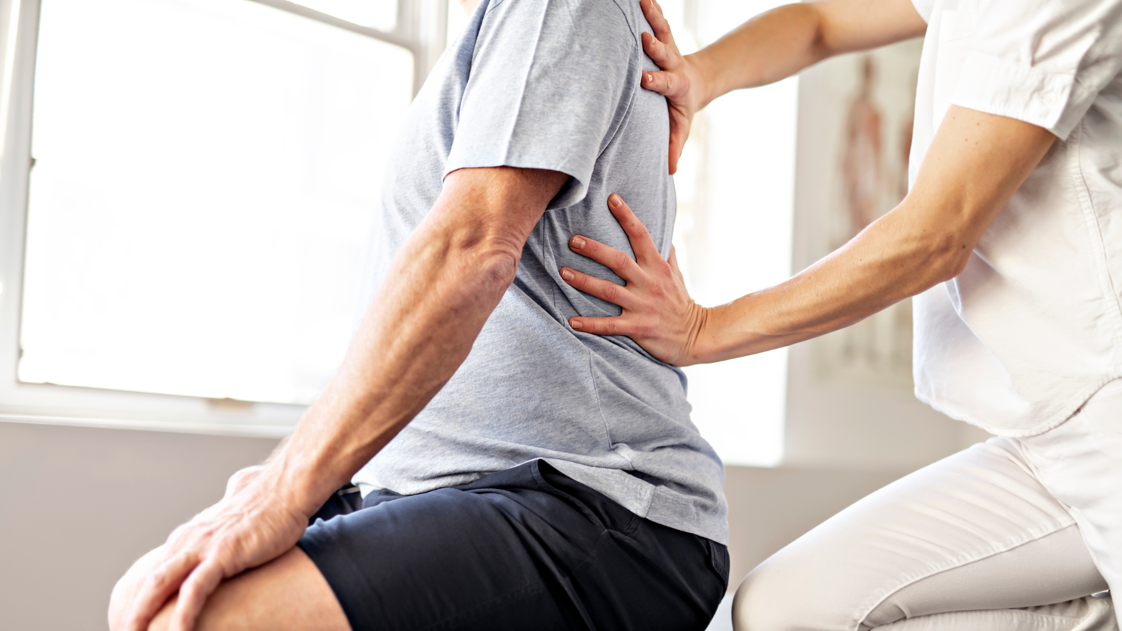 back pain doctor paramus