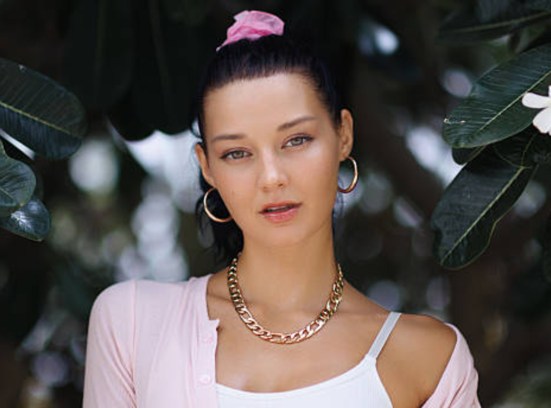 Styling Earrings with Minimalist Outfits