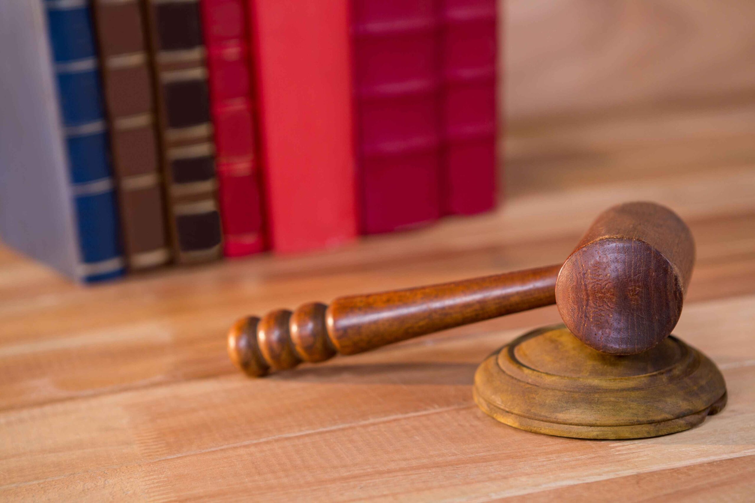 business dispute attorney near me in lauderdale​